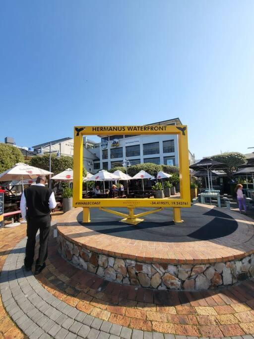 *Self-Check In - Whale Watching Paradise -Central* Hermanus Exterior foto