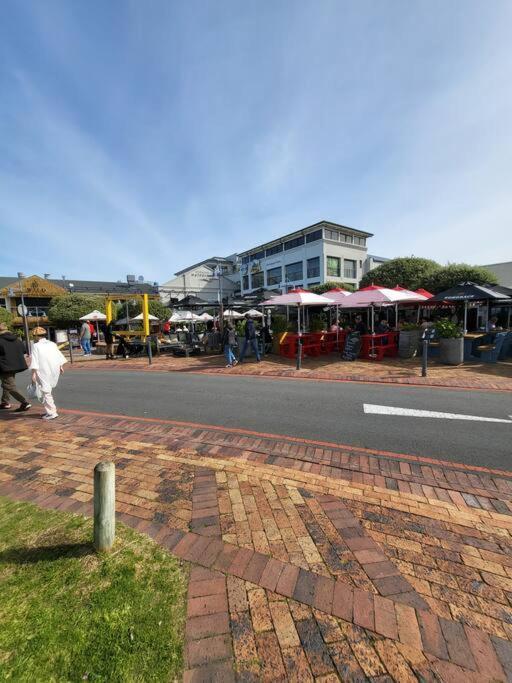 *Self-Check In - Whale Watching Paradise -Central* Hermanus Exterior foto
